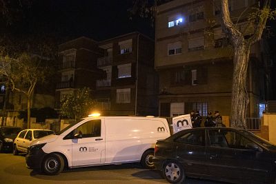 Los Mossos creen que el hombre muerto junto a sus hijos en Barcelona les mató y luego se suicidó