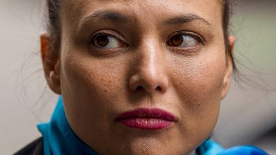 Mouliaá retira su denuncia contra Errejón por razones de "salud" pero no se retracta de sus acusaciones