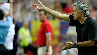 Mourinho: "En estos momentos no tengo equipo"