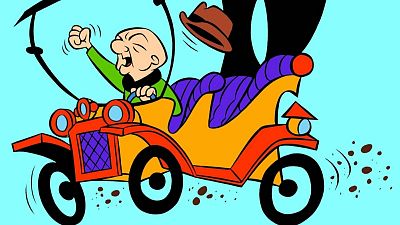 Mr. Magoo, con camisa verde, conduce un coche rojo y amarillo descapotable; su sombrero sale volando. Mr. Magoo, con camisa verde, conduce un coche rojo y amarillo descapotable; su sombrero sale volando.