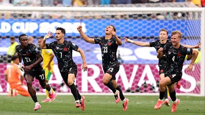 Eustáquio frustra el sueño de Sudáfrica en el descuento y mete a Canadá en octavos de final