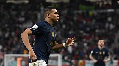 Alineaciones Inglaterra - Francia: Duelo de potencias europeas por un puesto en las semifinales