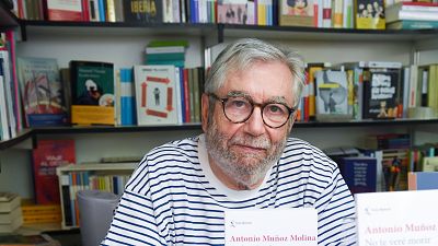 Muñoz Molina teje su memoria y amor al Quijote y advierte contra la IA y "el robo de la conciencia humana"