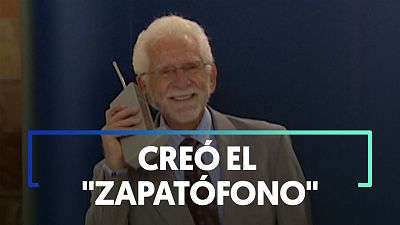 Martin Cooper: El primer móvil pesaba un kilo y daba 35 minutos de autonomía Martin Cooper: El primer móvil pesaba un kilo y daba 35 minutos de autonomía