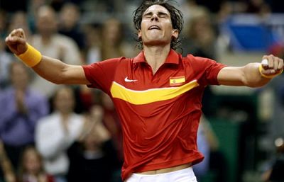 Nadal da el primer punto | Ver