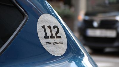 Cotxe dels Mossos amb el 112 visible | ACN