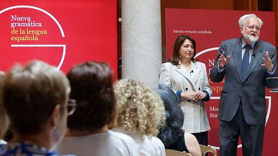 La nueva gramática de la lengua incluye usos del español de Guinea Ecuatorial y del sefardí La nueva gramática de la lengua incluye usos del español de Guinea Ecuatorial y del sefardí