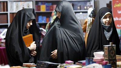 Al menos 60 niñas resultan afectadas en nuevos envenenamientos con gas en varios colegios de Irán