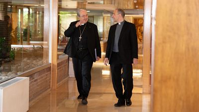 Los obispos españoles tachan de "injuria" la acusación de Abascal sobre el supuesto negocio con la inmigración