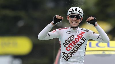 O'Connor vence a la 'conexión colombiana' en Tignes y Pogacar echa el candado al maillot amarillo