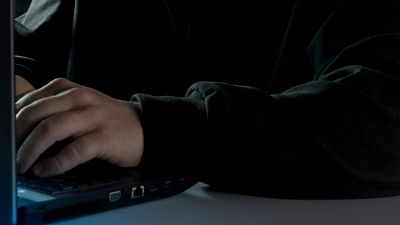 Ofertes de feina falses o el mètode del fill amb problemes: delictes que combat la policia