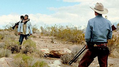 ¿Un ranger de Texas buscando terroristas en Londres? El neowestern de acción con John Malkovich que no esperabas