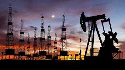 La OPEP+ aumentará su producción en 137.000 barriles diarios en diciembre, noveno incremento mensual consecutivo