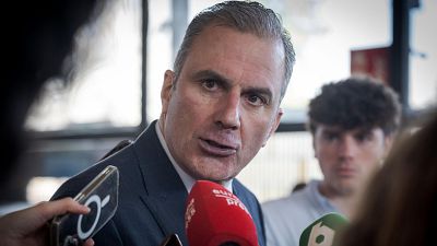 Ortega Smith avisa a la cúpula de Vox de que defenderá su honor incluso en los tribunales