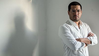 Óscar Martínez, periodista salvadoreño en el exilio: "No es agradable informar para una sociedad que te aborrece"