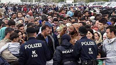 Los Veintiocho posponen hasta octubre el acuerdo sobre el reparto de 120.000 refugiados