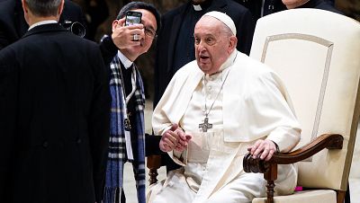 El papa agradece las oraciones por su salud con un mensaje de voz tras 21 días hospitalizado