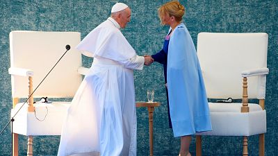 El papa propone desde Eslovaquia una Iglesia menos rígida