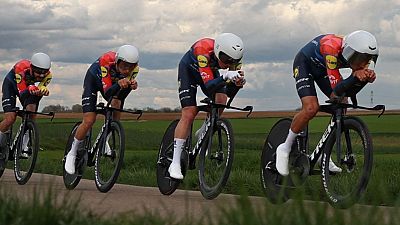 París-Niza 2026: Ayuso, líder tras la etapa 3 - Ciclismo | Ver