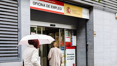 El mercado laboral cierra 2023 con cifras récord: más de 20,8 millones de afiliados y el paro más bajo desde 2007