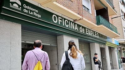 España suma 97.004 afiliados en febrero pese a que el paro sube por segundo mes consecutivo en 3.584 personas | Ver