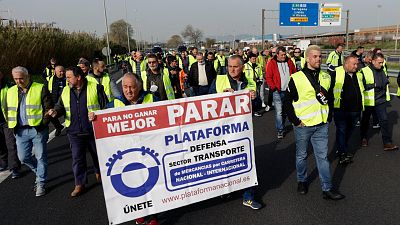 Los convocantes de los paros de transportistas siguen con las protestas y rechazan las medidas del Gobierno