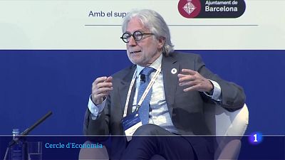 Els empresaris reclamen reduir els impostos al Cercle d'Economia Els empresaris reclamen reduir els impostos al Cercle d'Economia