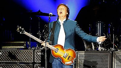 Paul McCartney emociona en su visita a Madrid