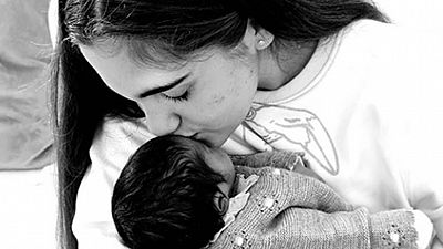 El primer beso de Daniela y Miguel Jr, los hijos de Paula Echevarría y Miguel Torres