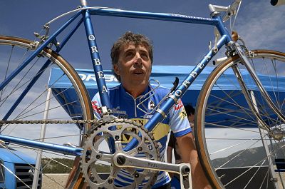 Pedro Delgado: "Con los pinganillos y sin niebla es difícil que se repita una aventura como la mía en esta Vuelta"