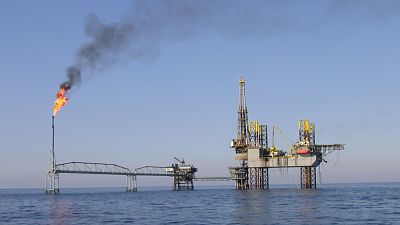 El petróleo sube con fuerza y las bolsas caen después de que Irán suspenda las negociaciones con EE.UU.