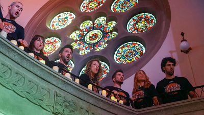 'Los Pilares de la Tierra' llega a los teatros como musical - Telediario 2 | Ver 'Los Pilares de la Tierra' llega a los teatros como musical - Telediario 2 | Ver