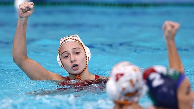 Pili Peña y Elena Ruiz, una medalla juntas y a dos décadas de distancia en waterpolo