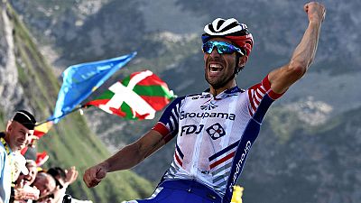 Fiesta del ciclismo francés gracias a la victoria de Pinot y al buen día del líder Alaphilippe en el Tourmalet.
