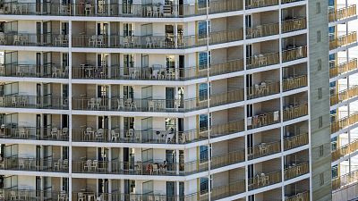 Los pisos turísticos se reducen un 12,4% de media en un año, aunque aumentan en Málaga y Sevilla más de un 4%