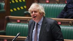 Johnson anuncia un plan de desescalada para Reino Unido con cuatro fases y que culminará el 21 de junio