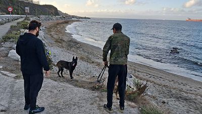 Las playas de Ceuta vuelven a la normalidad pero todavía no: "Está todo lleno, no sé dónde los van a meter"