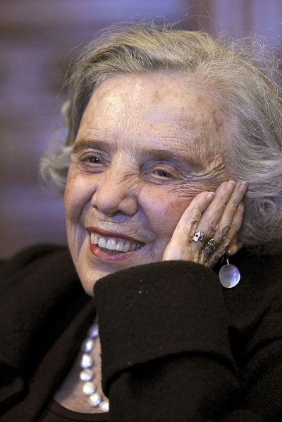 Poniatowska: "Escribo porque es mi manera de estar sobre la tierra"