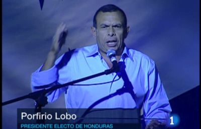 Porfirio Lobo gana las elecciones de Honduras
