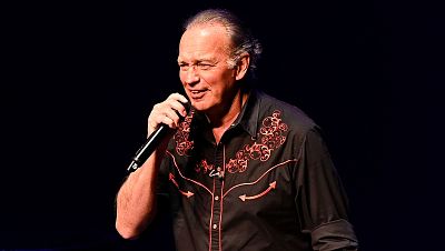 La Familia de la Tele - ¿Las fotos de Bertín Osborne son un pactado? - La familia de la tele | Ver