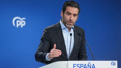 El PP tacha de "degradación institucional" que los ministros sean candidatos autonómicos y el Gobierno lo ve compatible