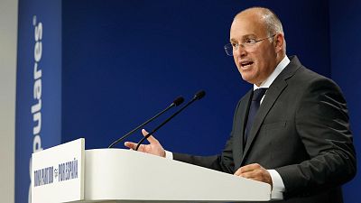 Tellado dice que Sánchez tiene "una mayoría fallida" y que la legislatura tiene el tiempo "que él se quiera atrincherar”