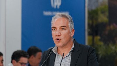 Zapatero dice no estar "asustado" por su futuro, mientras el PP carga contra el PSOE y el "sanchismo" Zapatero dice no estar "asustado" por su futuro, mientras el PP carga contra el PSOE y el "sanchismo"