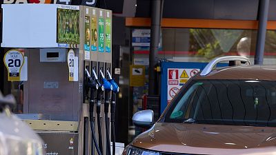 El precio de la gasolina vuelve a bajar por segunda semana consecutiva, hasta 1,671 euros por litro