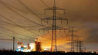 El precio récord de la luz, consecuencia de la sequía y de un mercado eléctrico desfasado