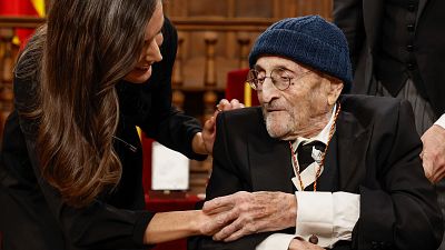 Álvaro Pombo, una "fragilidad" feliz con el Premio Cervantes: "Nos hemos convertido en 'influencers' y mercachifles"