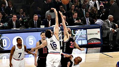 El mundo del baloncesto suma desde hoy su segundo Premio Princesa de los Deportes con la concesión del galardón a los hermanos Pau y Marc Gasol, después de que fuera otorgado en 2006 a la selección nacional, de la que también formaban parte.