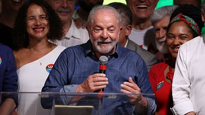 Lula promete unidad: "No existen dos Brasiles. Es hora de bajar las armas" Lula promete unidad: "No existen dos Brasiles. Es hora de bajar las armas"
