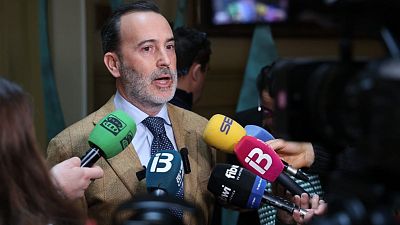 El presidente del Parlament balear está "tranquilo" y descarta dimitir tras conocer que irá a juicio por un delito de odio