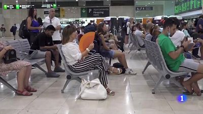 Els comerciants demanen més flexibilitat per aplicar les mesures d'estalvi Els comerciants demanen més flexibilitat per aplicar les mesures d'estalvi